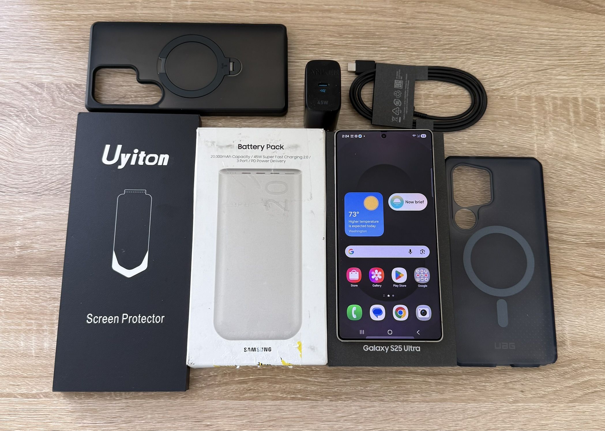Unlocked Samsung Galaxy S25 Ultra 256GB Titanium Black With Extras