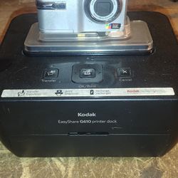 Kodak Easyshare Digital Camera With Printing Dock And All Accessories