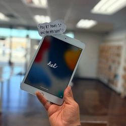 Apple IPad Pro 10.5 Wifi - $1 To Take it Home same Day and Pay the Rest later!- $1 To Take it Home same Day and Pay the Rest later!