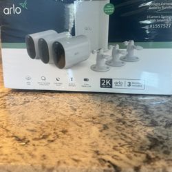 Arlo Pro 4 XL
