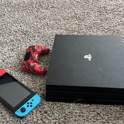 PlayStation 4 & Nintendo Switch  Bundle