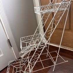 Vintage Metal Plant Stand/Display-3 Levels