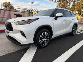 2023 Toyota Highlander Hybrid XLE
