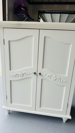 Storage unit