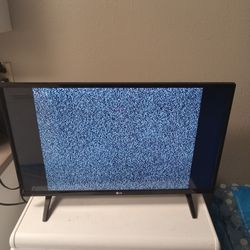 28 Inch LG Lcd Tv Without The Remote Control 