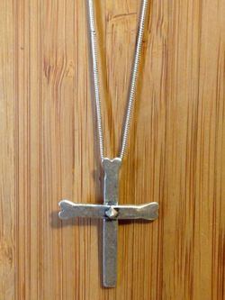 925 sterling silver beautiful cross chain 2mm long 18" grams 5