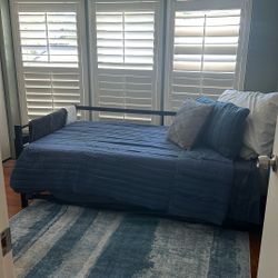 Full Daybed Trundle Bedroom 