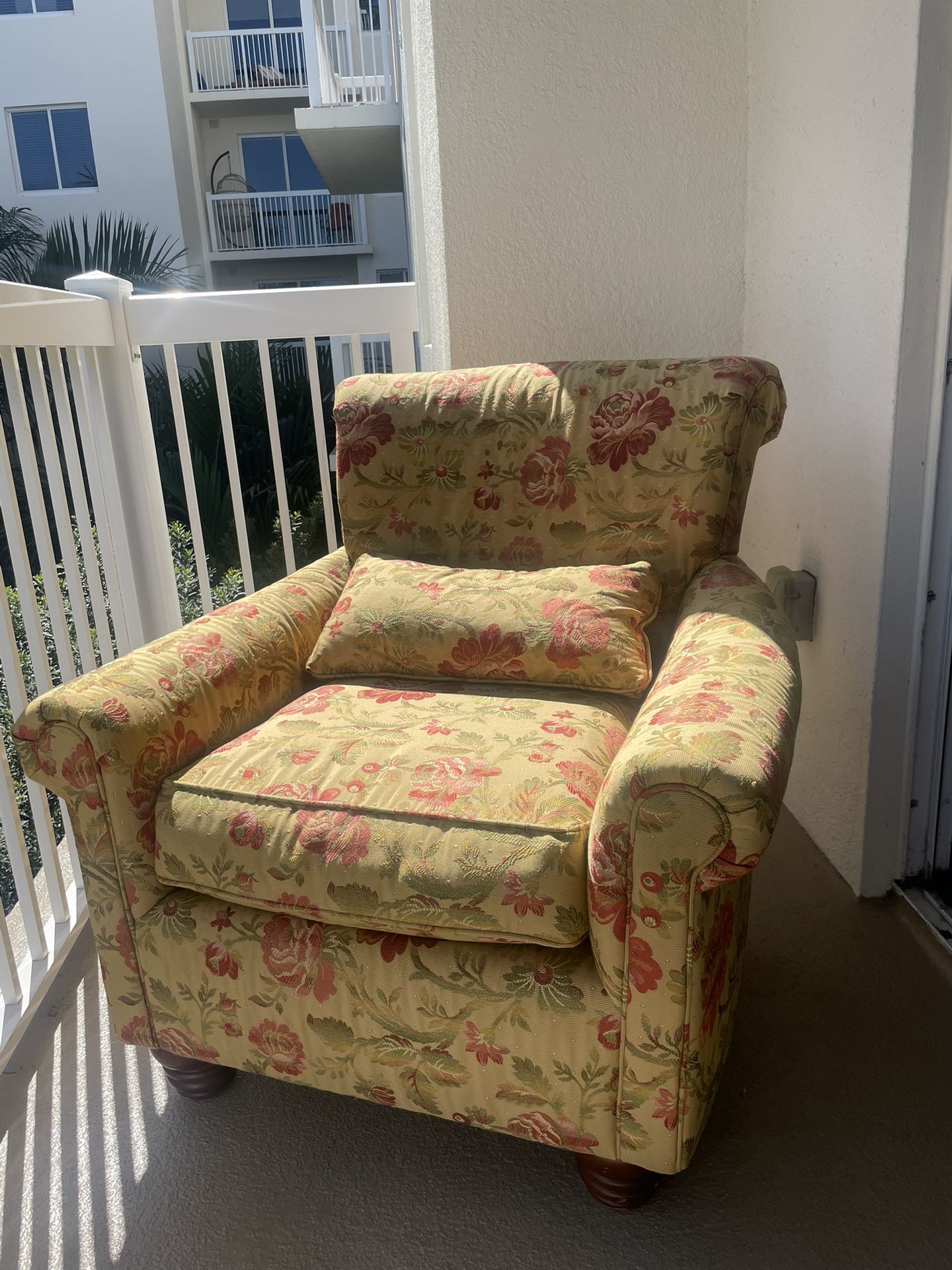 Vintage Hickory Heritage Armchair β Made in USA πΊπΈ