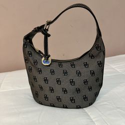 Dooney & Bourke Purse 