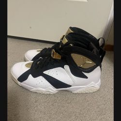 DS JORDAN 7 CHAMPAGNE SIZE 10.5 NO BOX 