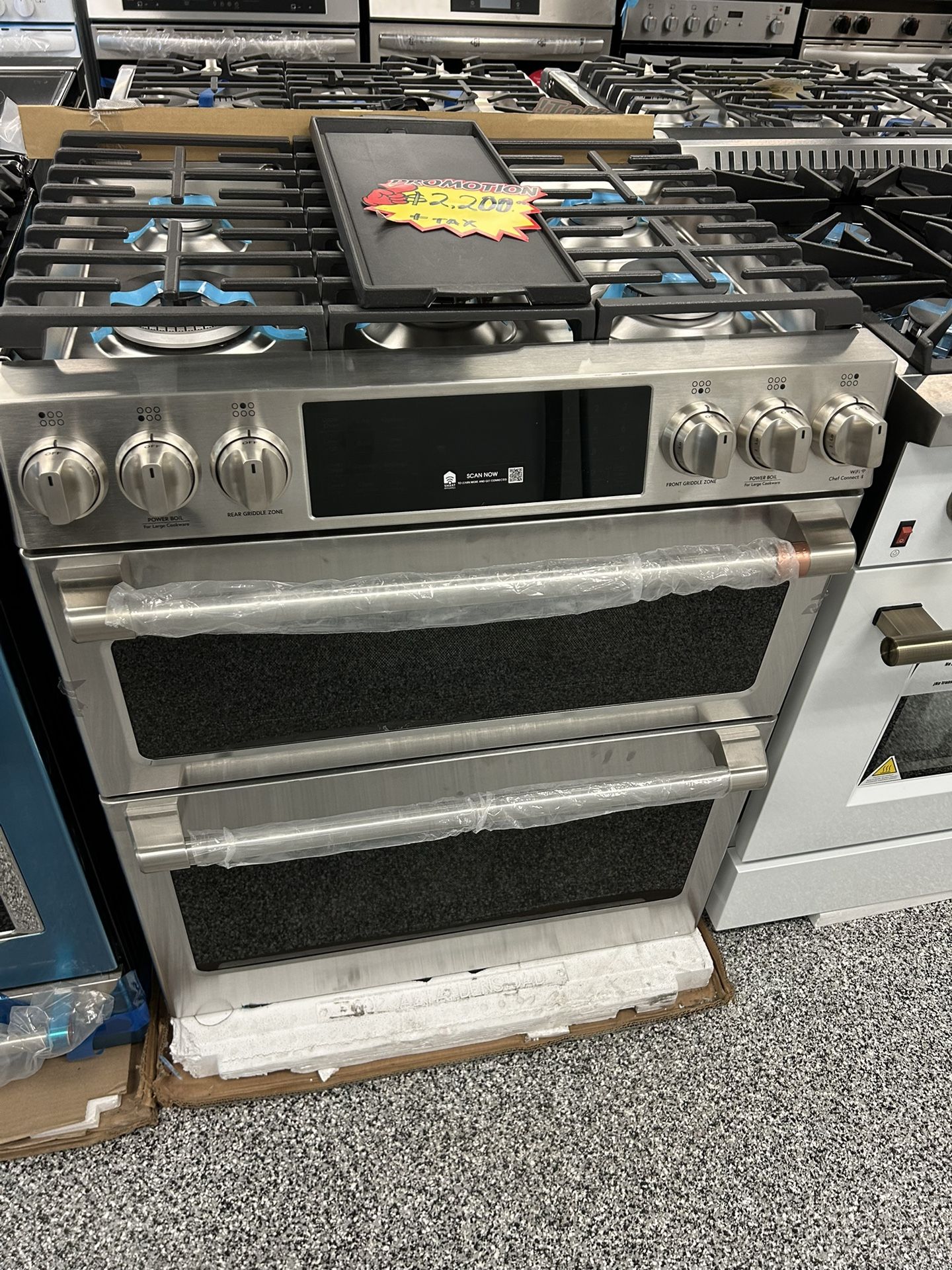 30’ Inches CAFE GAS STOVE DOUBLE OVEN!!! Air Fryer!!! Stainless Steel BRAND NEW OPEN BOX!!! With 6 Burners And Griddle!!!! 