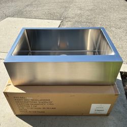 Kitchen Sink Farmhouse 