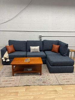 Lovesac Vintage Blue Rained Chenille 4seats /5 sides (Delivery Available)