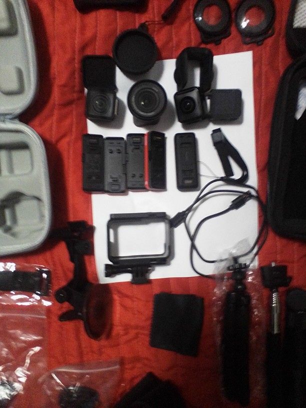Insta360 One R Camera Kit, 3 Cameras, Waterproof Case, 4 Batteries, View W/ Sound, Charger