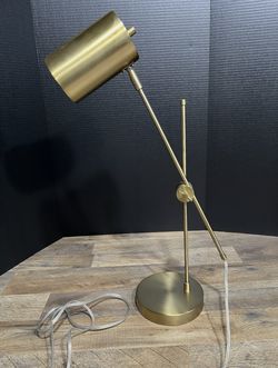 Sleek Desk Lamp