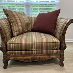 Read Description!! Bernhardt Oversized Chair With Carved Fruitwood