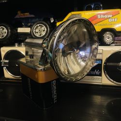 VINTAGE FLASHLIGHT