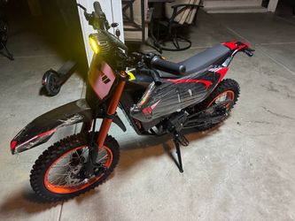 Electric Dirt Bike Black and Red 50 mph