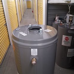 🔥 HOT WATER TANKS BRAND NEW SCRATCH AND DENT NATURAL GAS 
