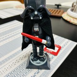 New Disney Darth Vader 7.5” Nutcracker 