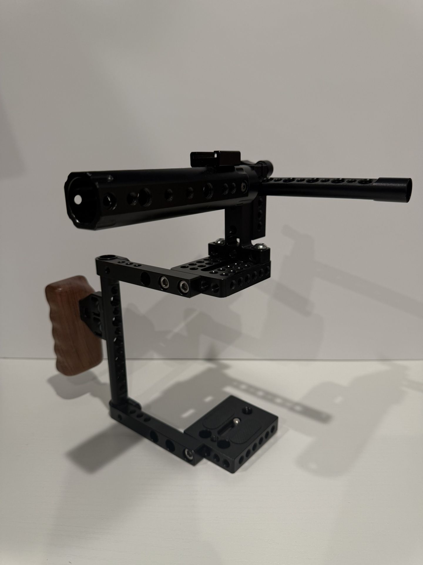 LUMIX GH5 Camera Cage / Rig