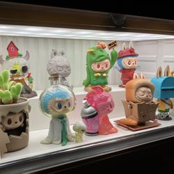 Labubu Almost Hidden + Pop Mart Luminous display