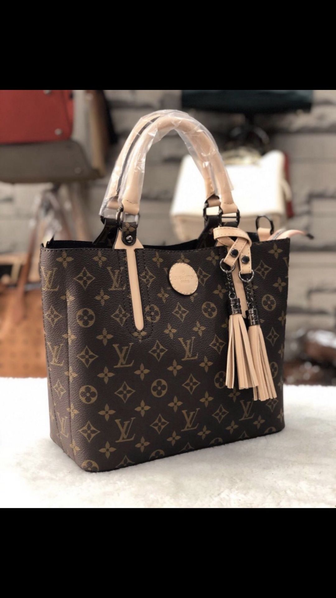 Handbag