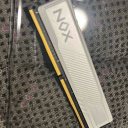 Apacer NOX DDR4 16gb RAM