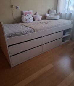 Two Ikea twin beds