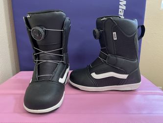 Vans Youth Snowboarding Boots (Size 3)