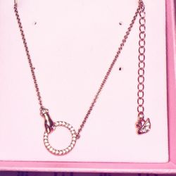  Swarovski Symbolic Protection Hand Circle Necklace 