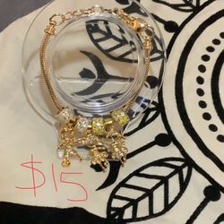 Bracelet With One Boy And Two Girls