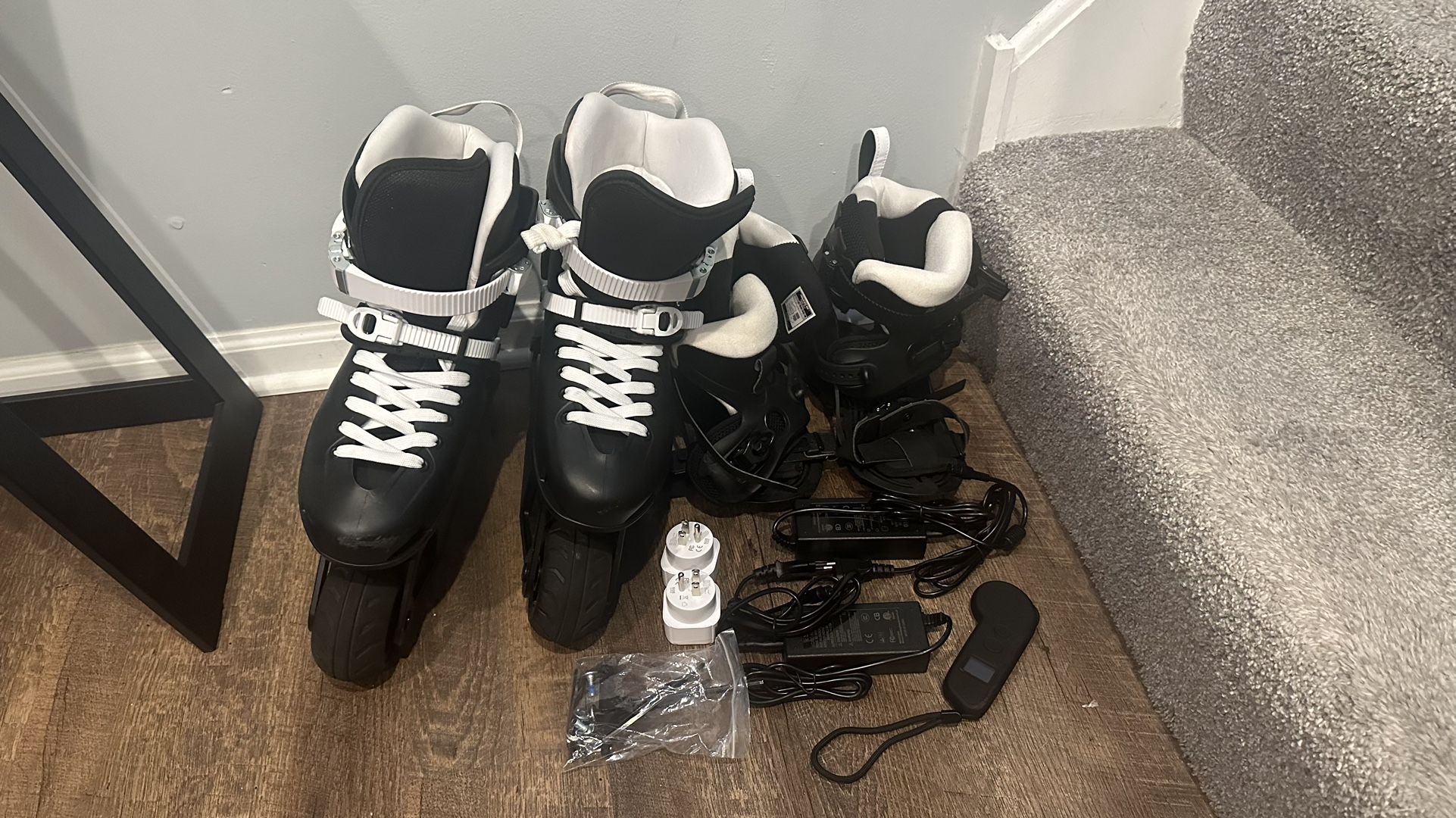 Escend Blades Alpha V1 Electric Roller Blades