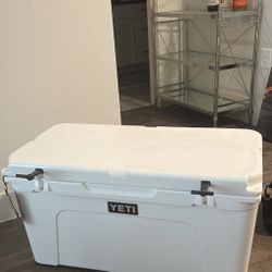 Yeti 75 Hard Cooler