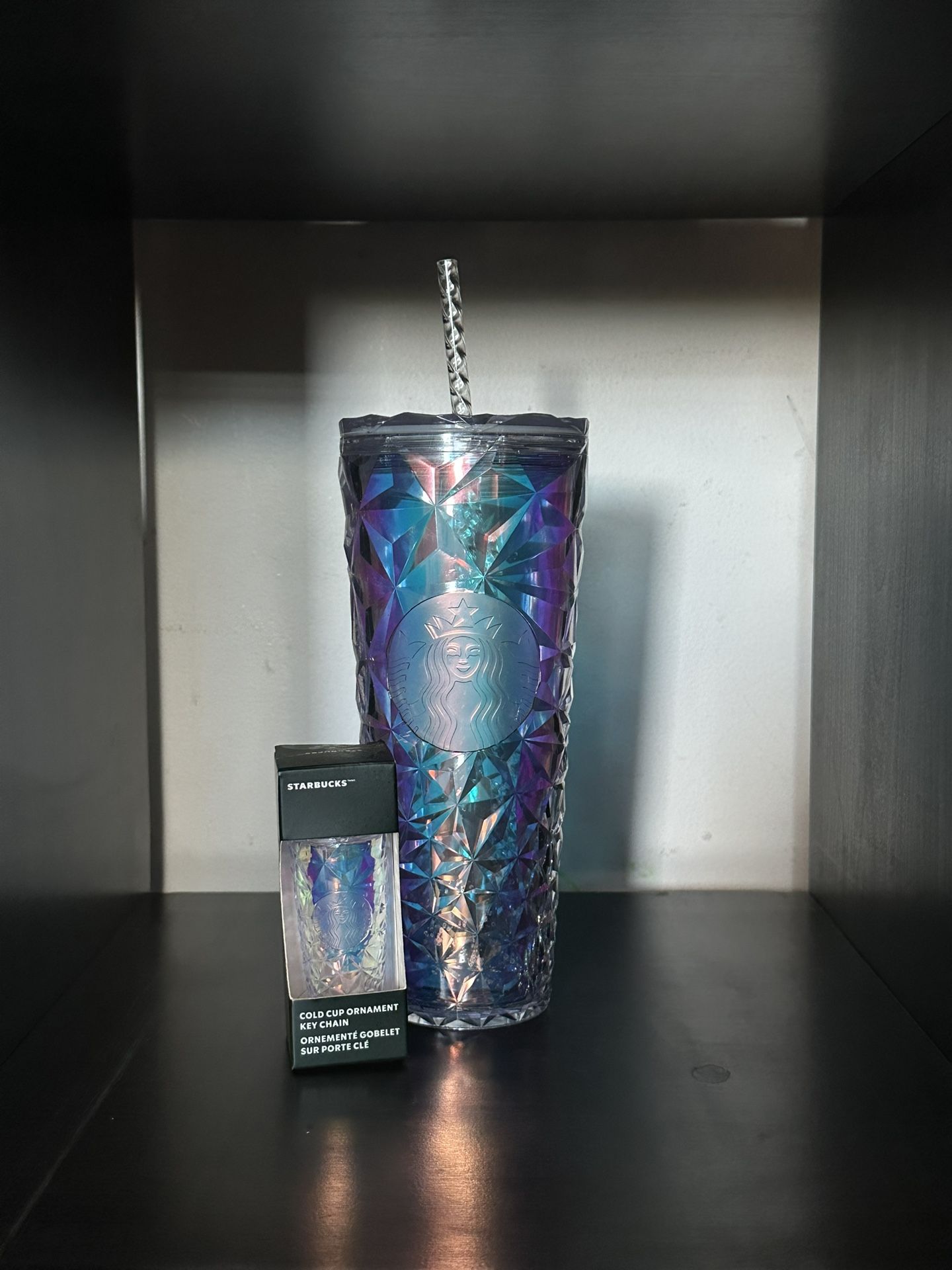 Starbucks Cup + Keychain