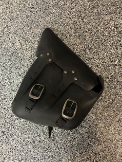 harley davidson softail saddle bag