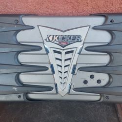 AMPLIFICADOR AMPLIFIER KICKER 2 CHANELS GOOD CONDICIÓN ABLO ESPAÑOL 
