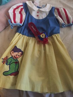 Disney Snow White costume with shoes size 6x