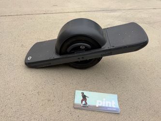 Onewheel Pint (As-Is / Needs Battery) + Charger & Manual