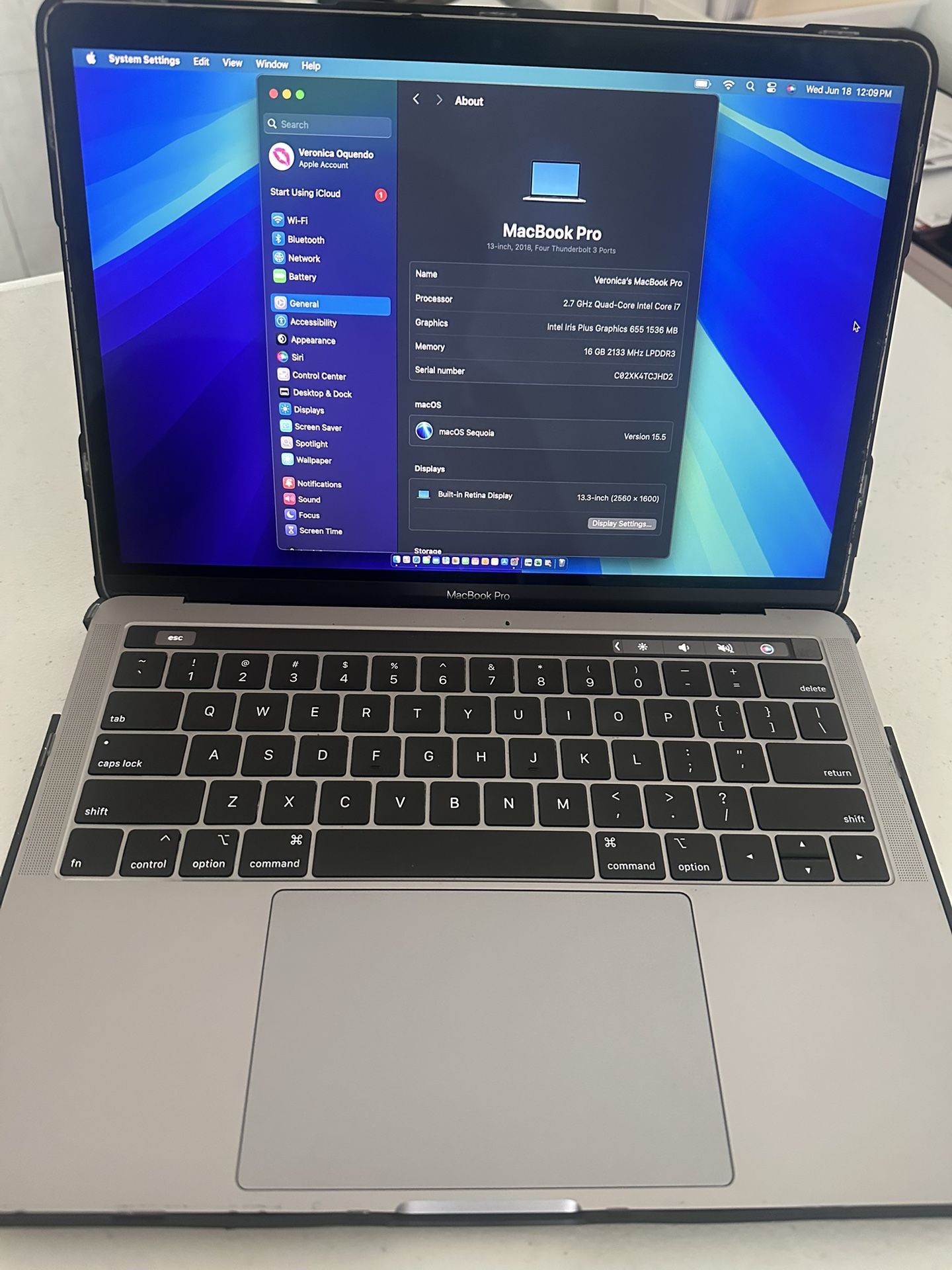 MacBook Pro 16GB Ram i7 Quad core 2.7GHz