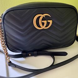Gucci Purse. MARMONT MINI SHOULDER BAG