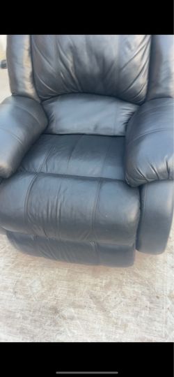 Black lazy boy Recliner, Clean excellent  Conditions