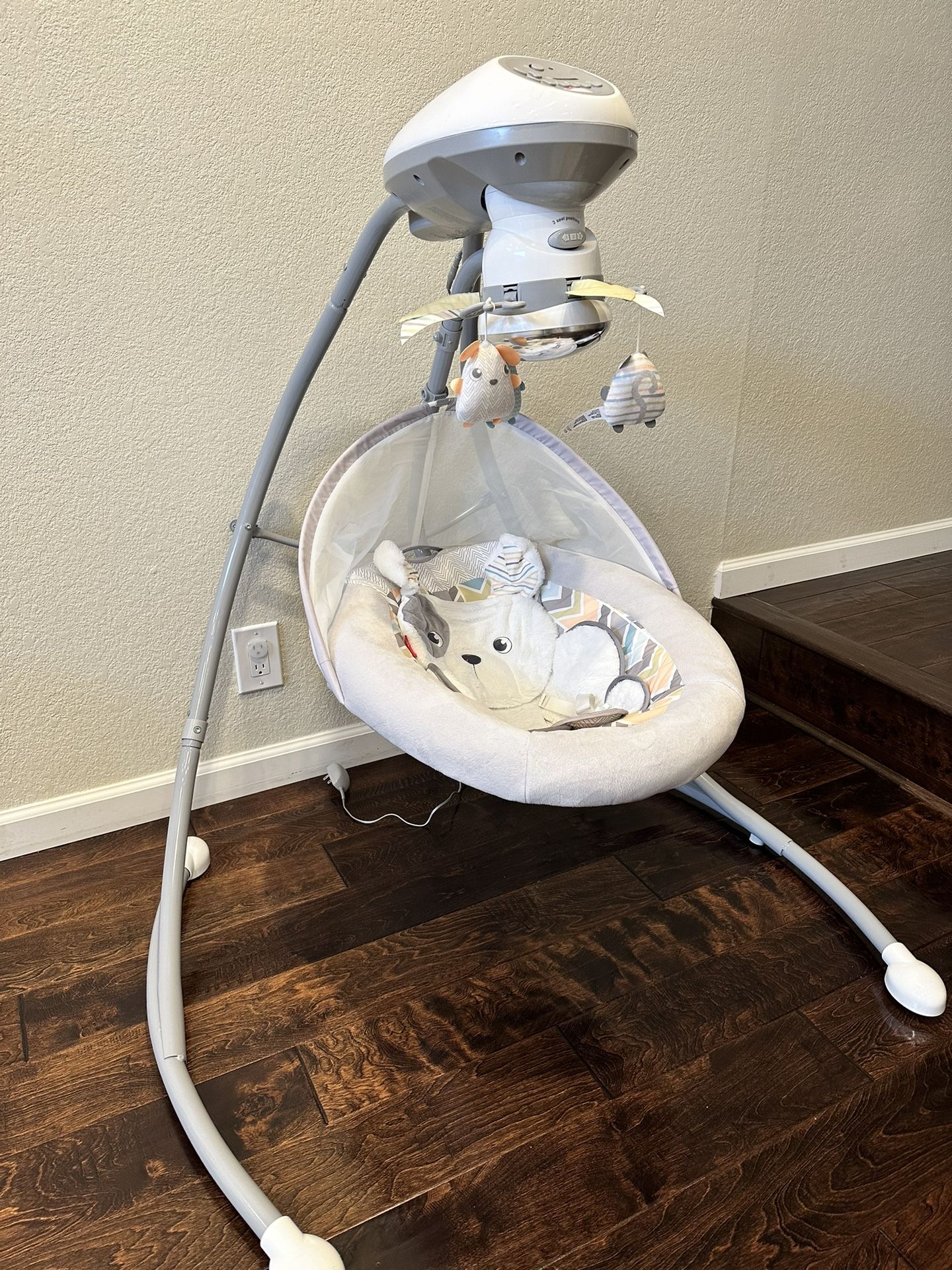 Fisher Price Sweet Snugapuppy Cradle And Swing