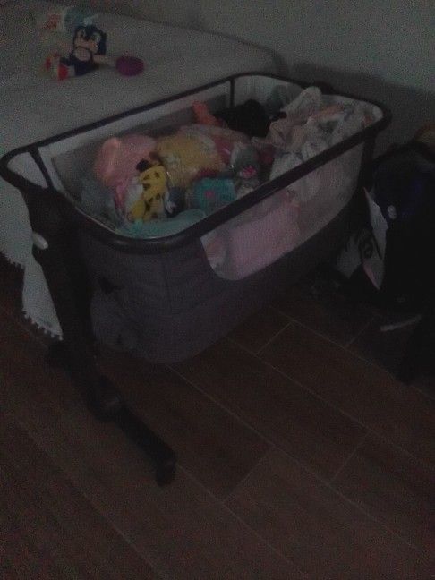 Newborn NEEDS $40