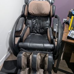 FREE Massage Chair – As-Is / Untested