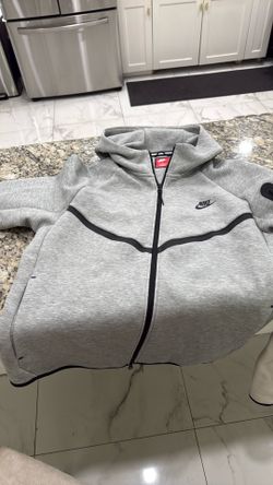 Cream And Gray Nike Tech