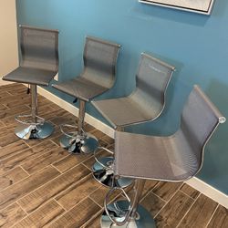 New 4 Gray Bar Stools 