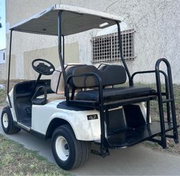 EZ GO GOLF CART