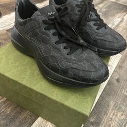 Gucci Rhyton Sneaker  (9US)