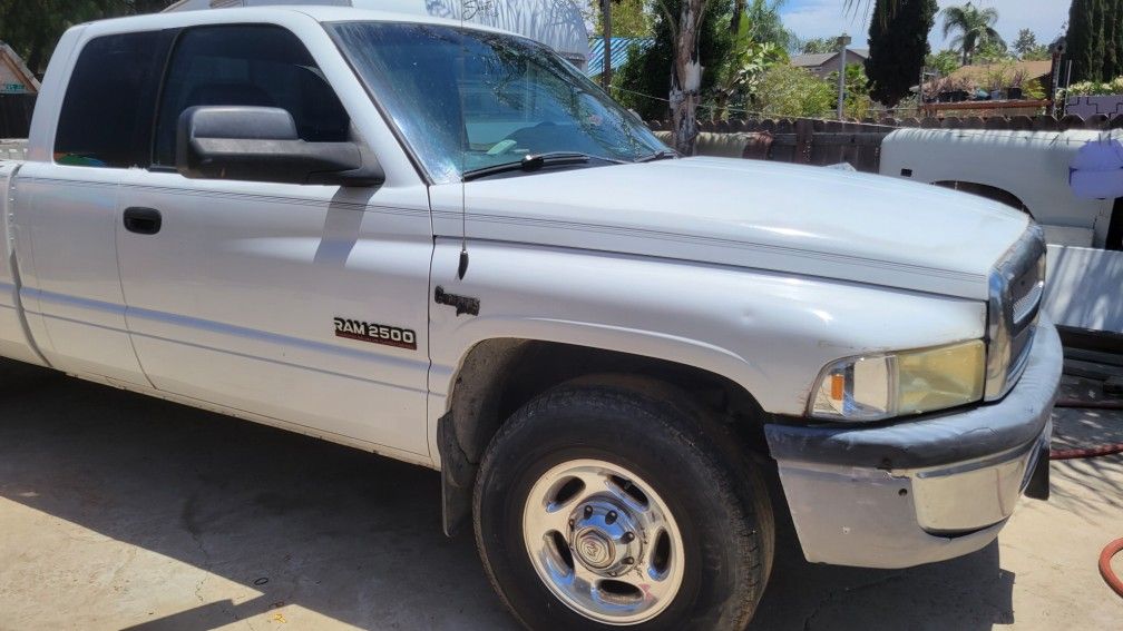 2002 Dodge Ram 2500